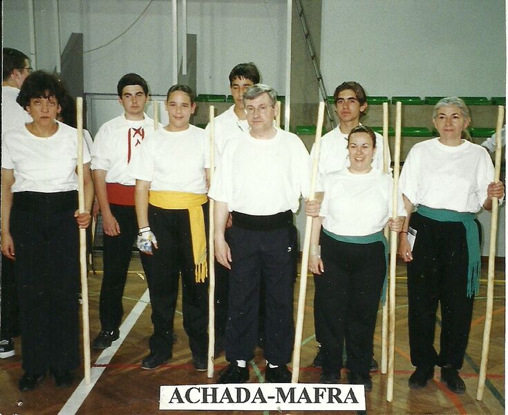 Ficheiro:Escola Achada Mafra 1999.jpg